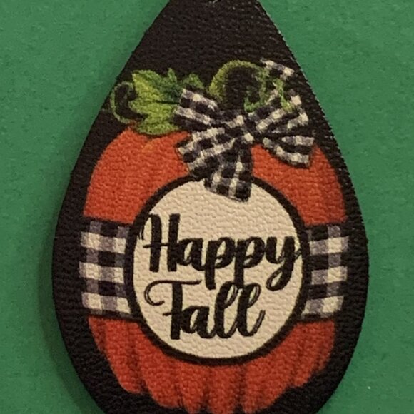 Pumpkin Earring, Fall Earring, Thanksgiving Earring, Gift Idea, Holiday Earring - Picture 5 of 10